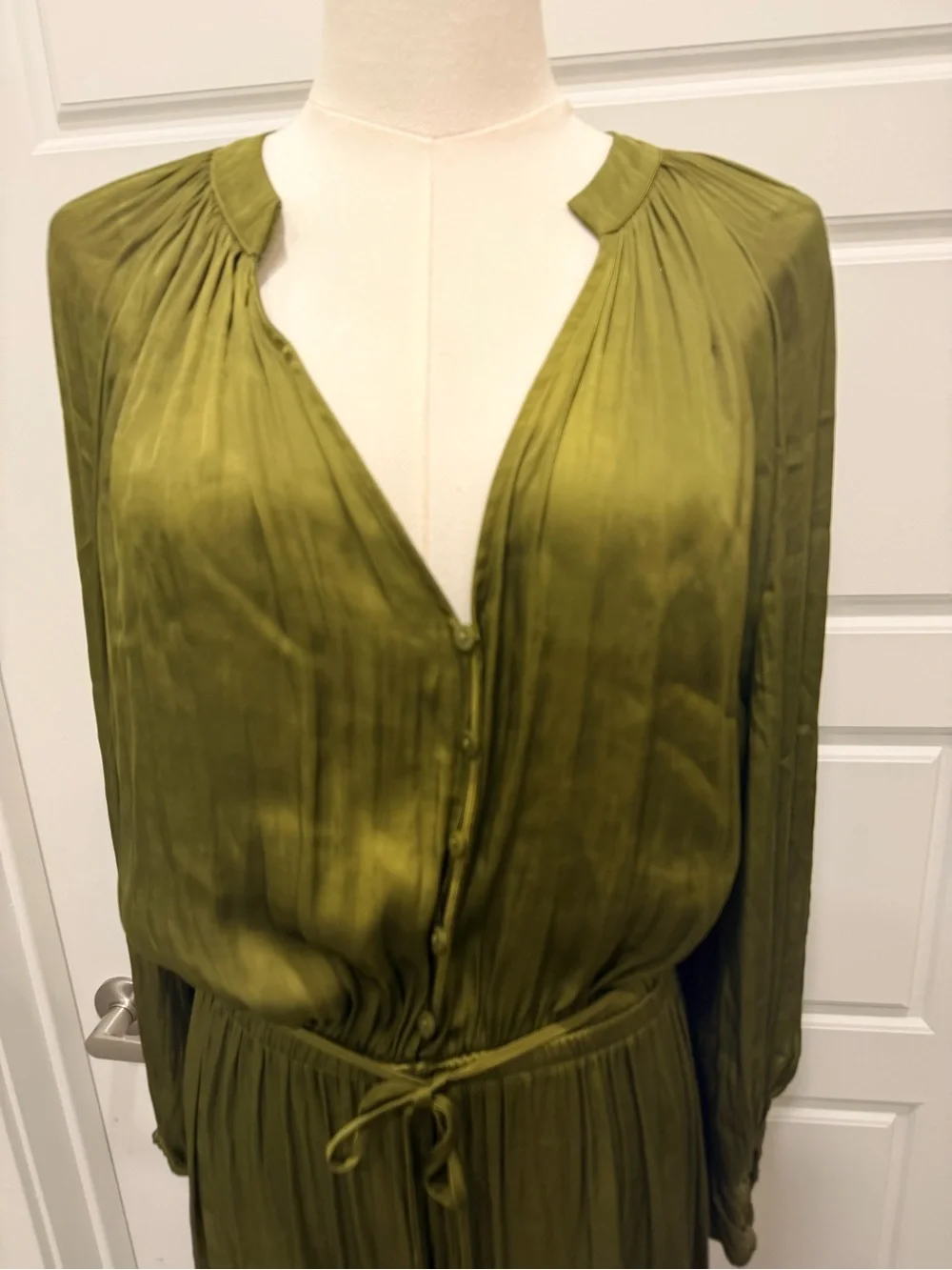 🔥Zara Olive Green Long-Sleeve V-Neck Wide-Leg Jumpsuit NWT - Picture 3 of 8